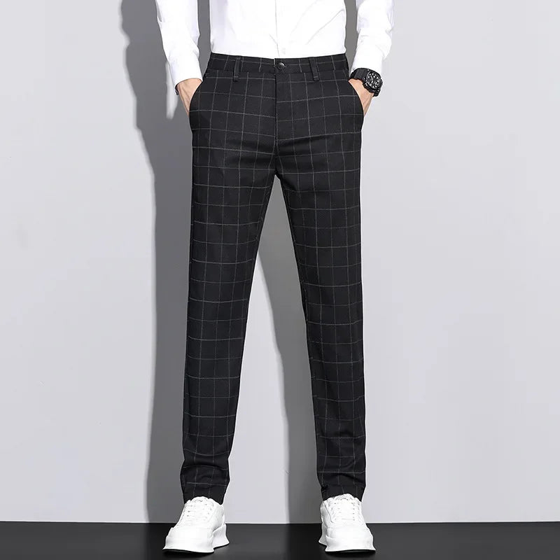 Pantaloni Uomo con Motivo a Righe Stile Strutturato