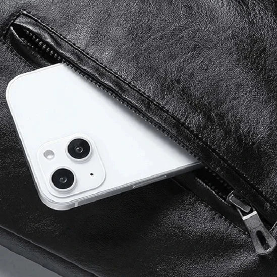 Giacca Uomo in Ecopelle con Tasche Vestibilità Comoda