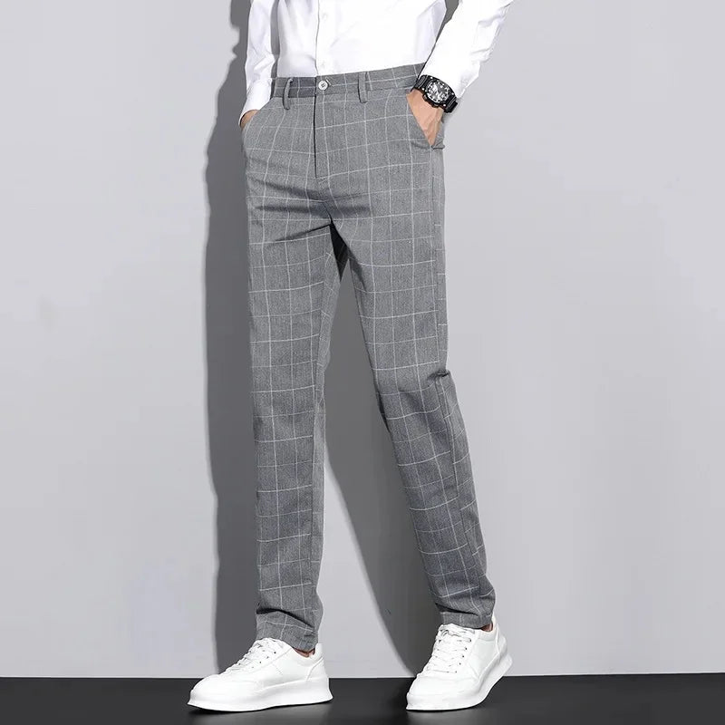 Pantaloni Uomo con Motivo a Righe Stile Strutturato - Brentozzi