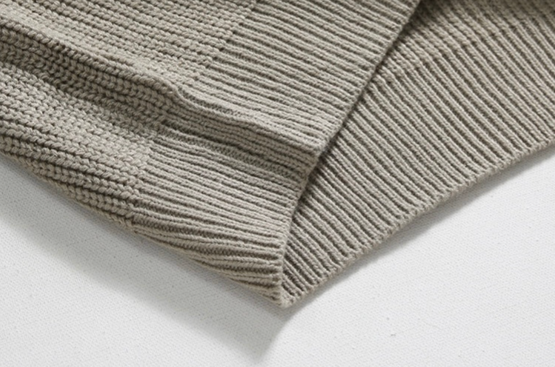 Maglione Uomo con Mezza Zip Design Classico Vestibilità Comoda