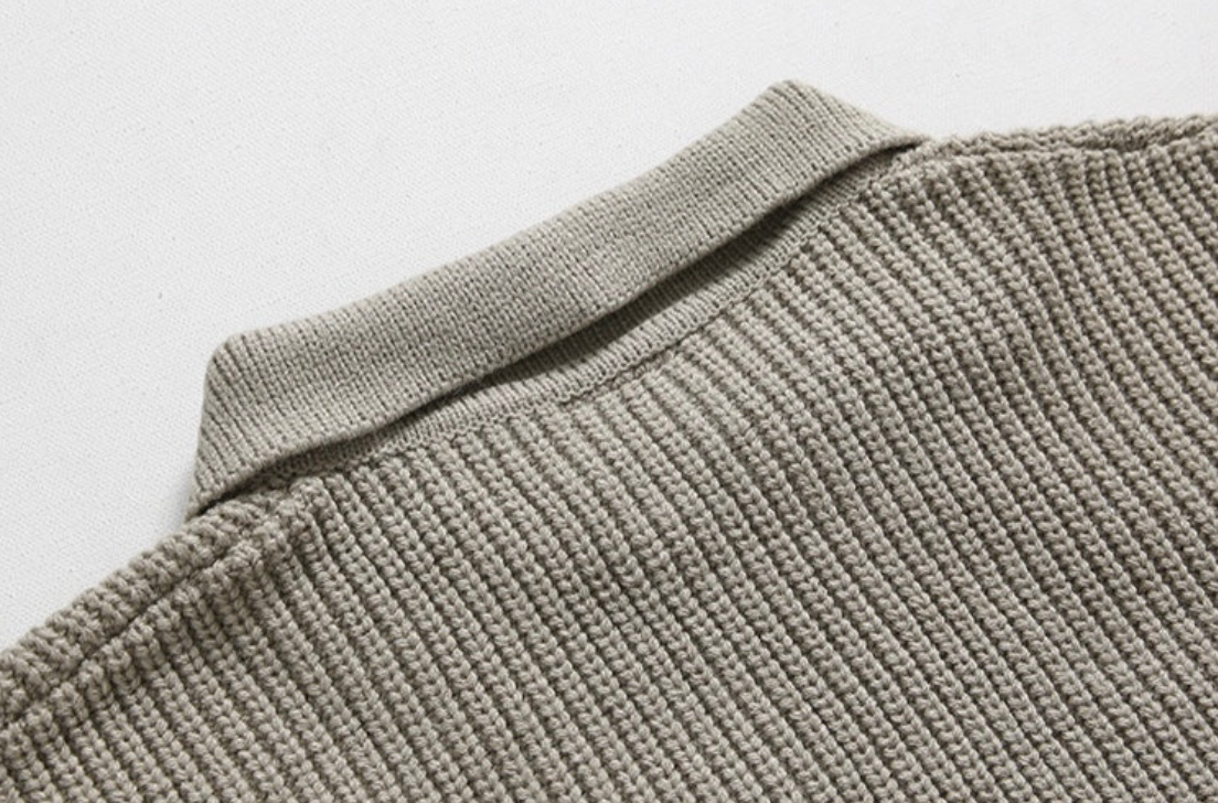 Maglione Uomo con Mezza Zip Design Classico Vestibilità Comoda