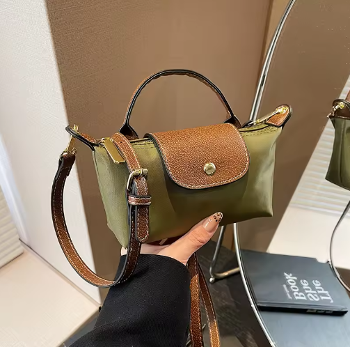 Pochette Donna in Pelle Compatta Pratica Quotidiana