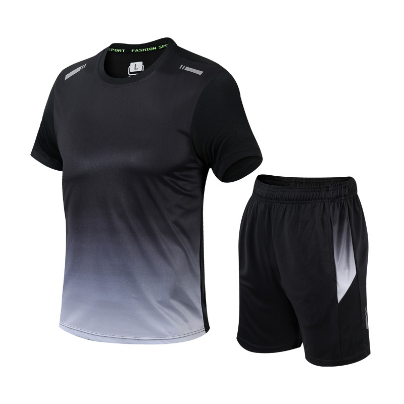 Completo Sportivo Uomo in Tessuto Traspirante Maglia e Pantaloncini