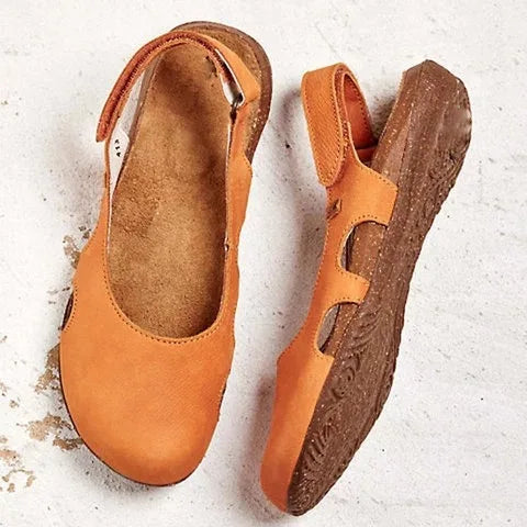 Slinga | Slingback Donna in Camoscio Piatto Punta Chiusa Cut Out 3