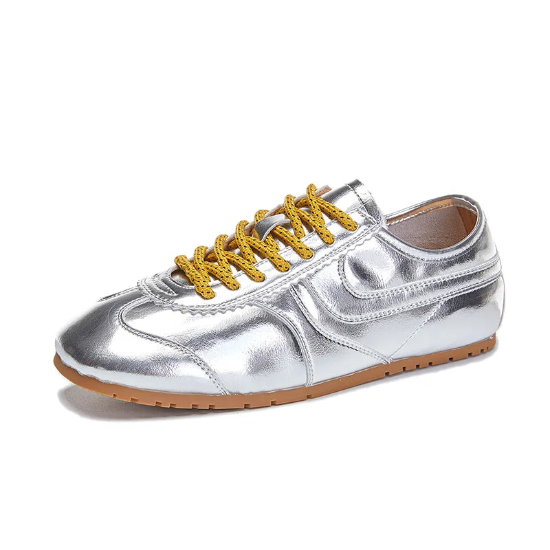 Sneakers da donna retrò con lacci, comode e sintetiche 8