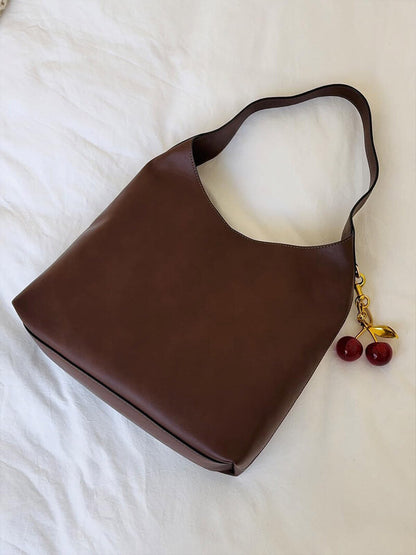 Borsa Donna in Pelle con Ciondolo Elegante e