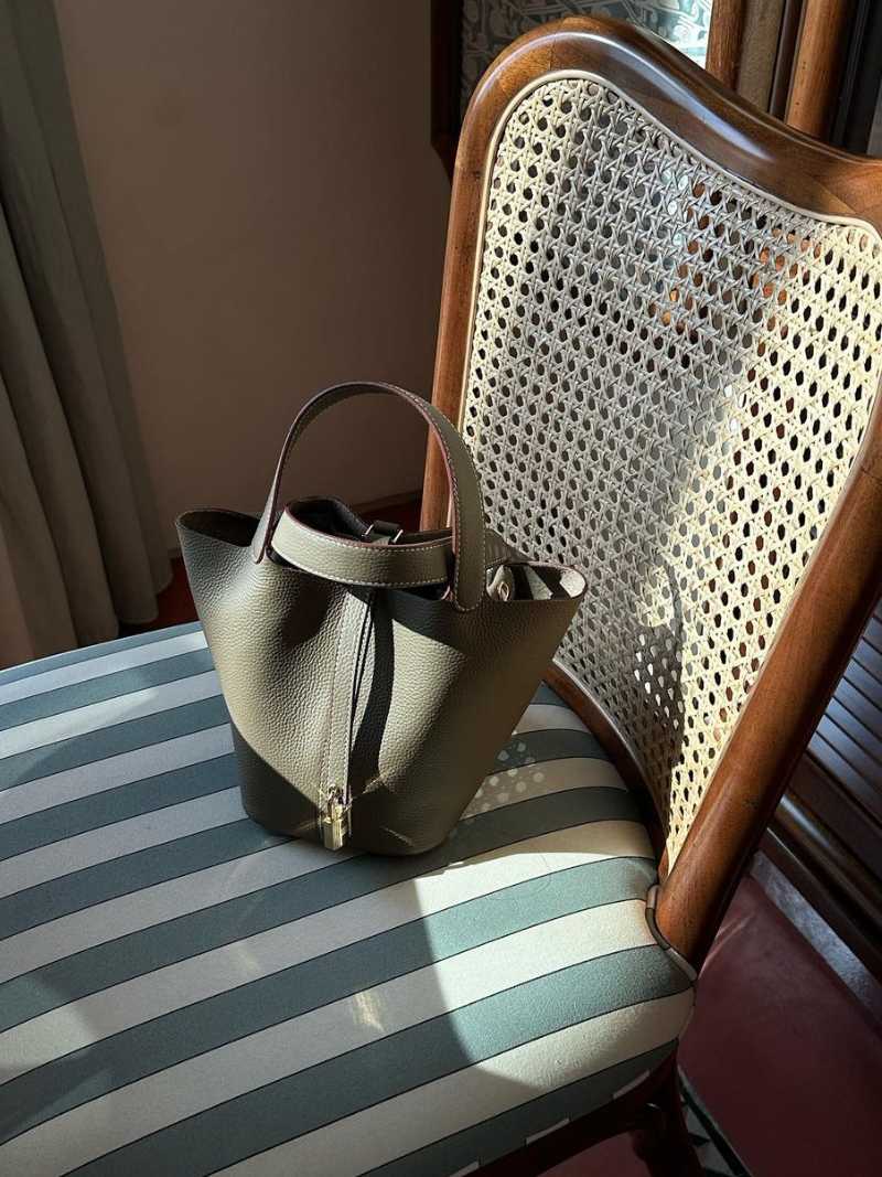 Borsa a Secchiello Donna in Ecopelle Stile Elegante