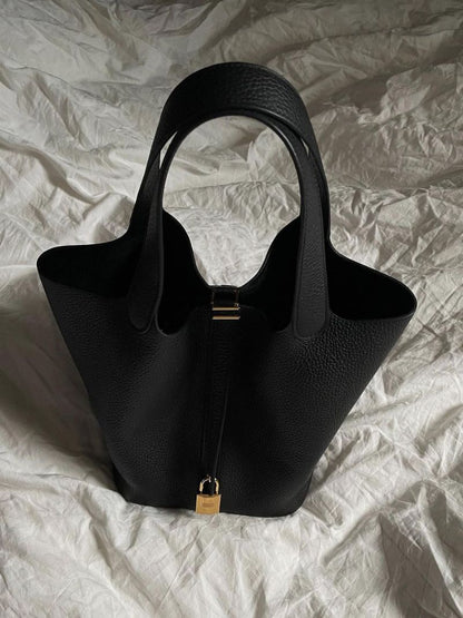 Borsa a Secchiello Donna in Ecopelle Stile Elegante