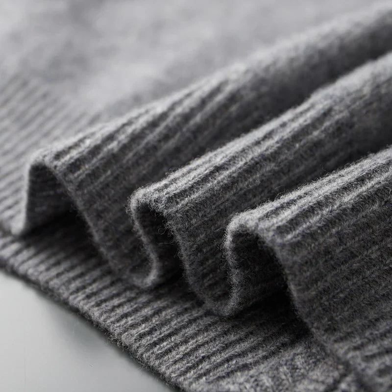 Gilet Uomo in Cashmere con Zip e Vestibilità Elegante