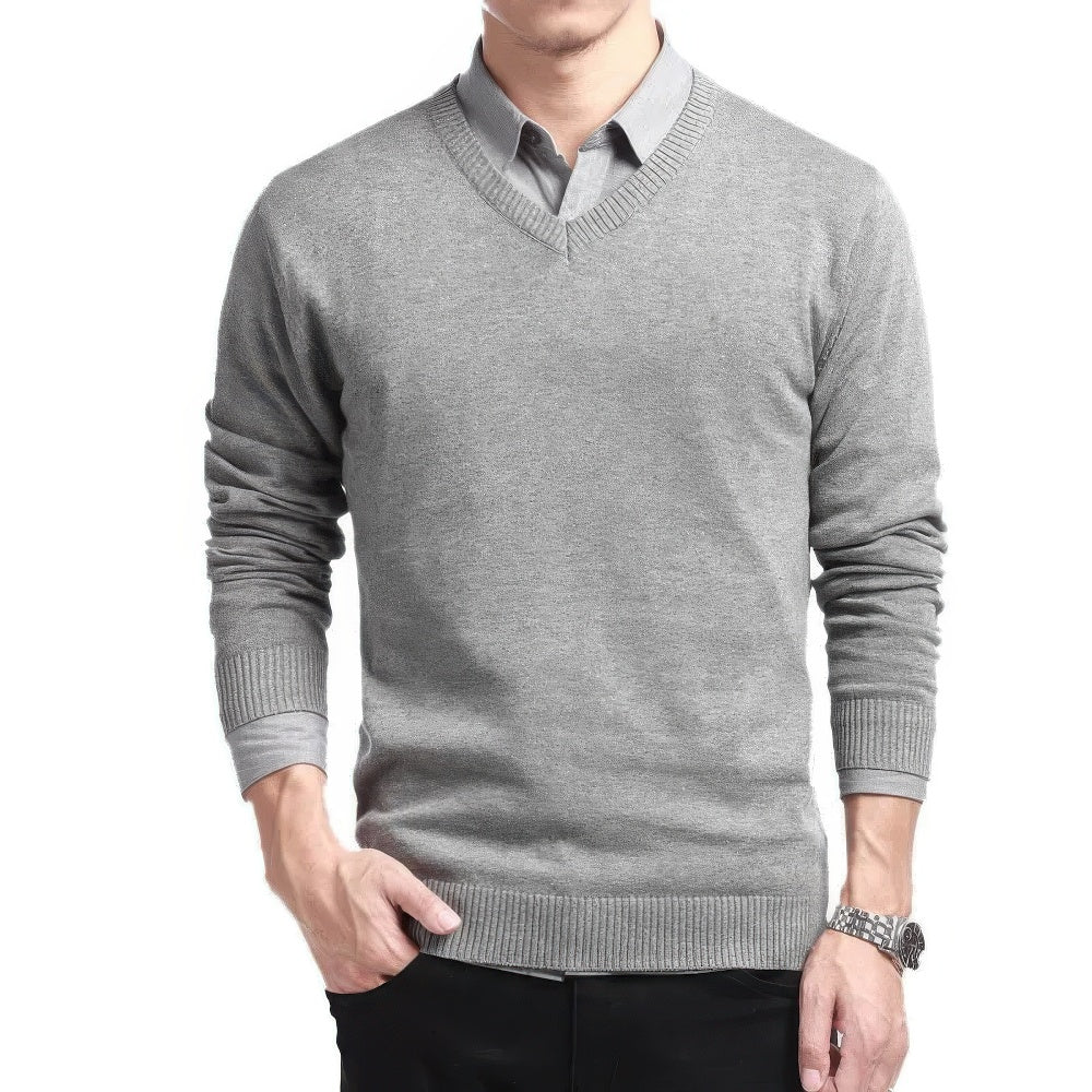 Maglione Uomo Scollo a V Linee Pulite Vestibilità Classica