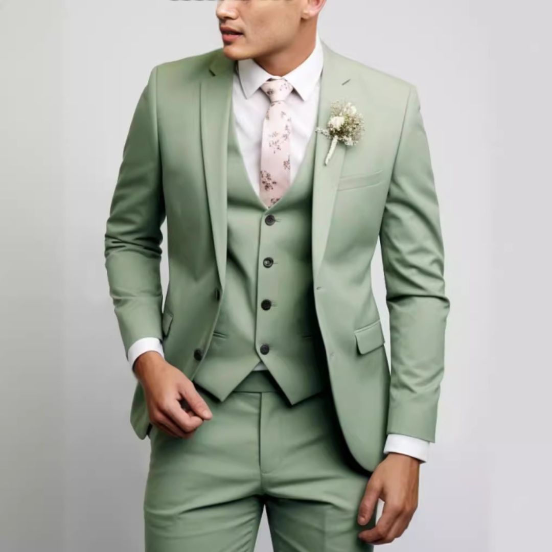 Abito Tre Pezzi Uomo con Gilet Classico