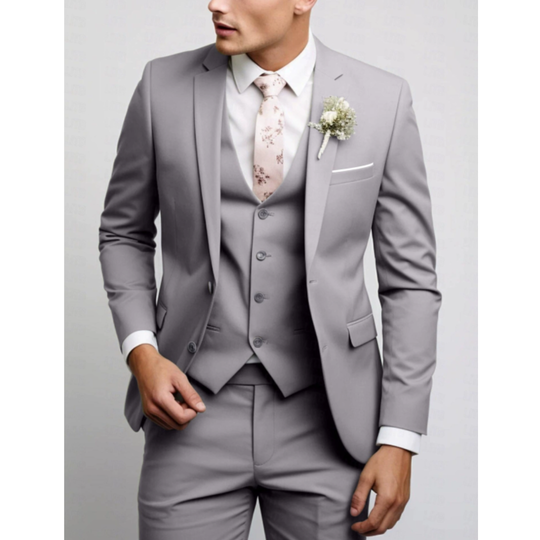 Abito Tre Pezzi Uomo con Gilet Classico