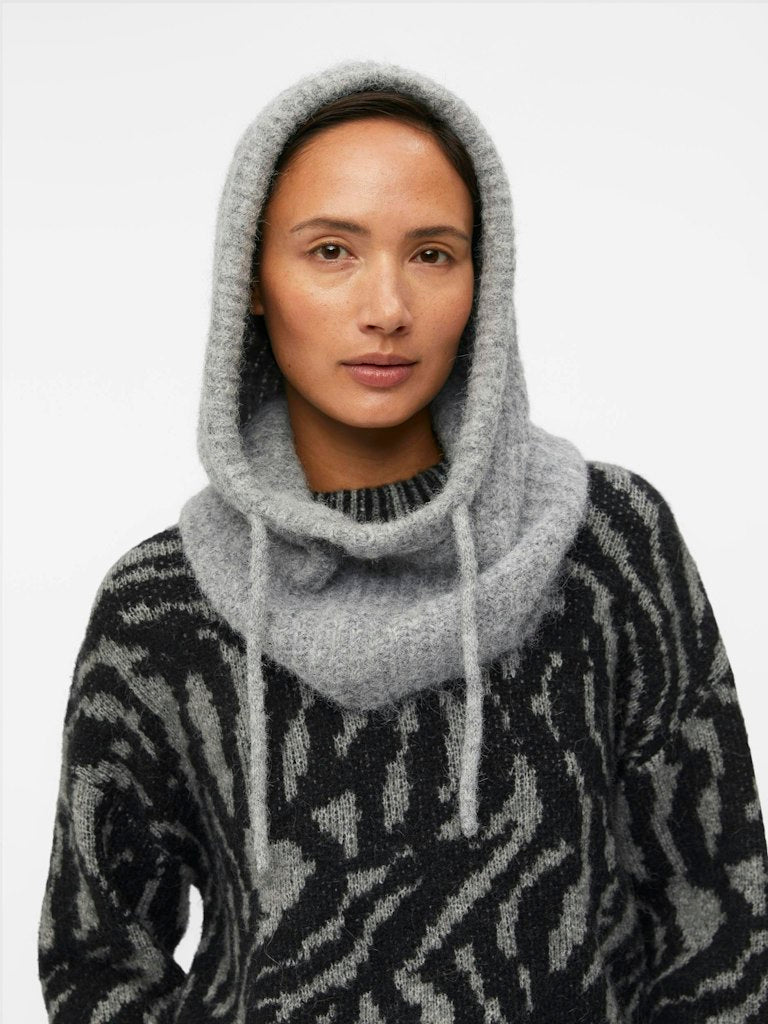 Cappello Donna con Cappuccio e Sagoma Definita