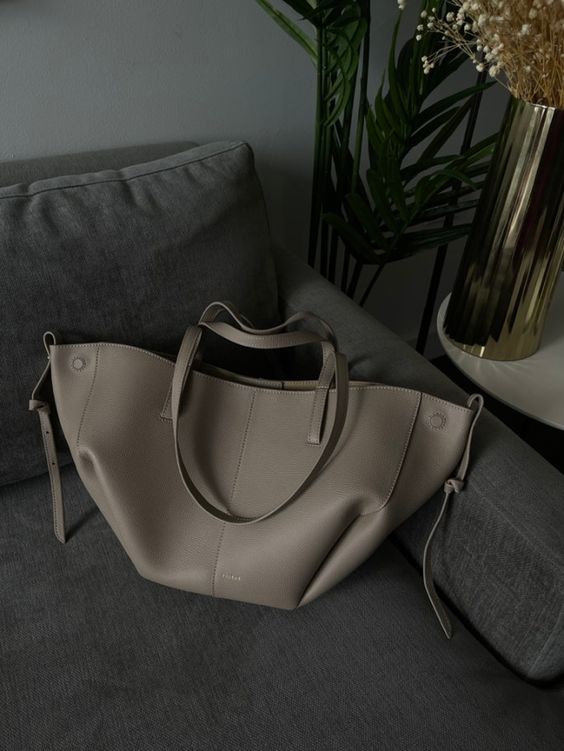 Borsa Donna Grande Design Elegante