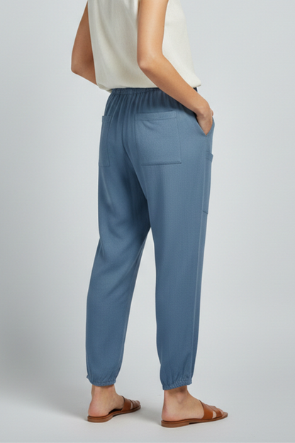 Pantaloni Donna con Coulisse in Vita e Fondo con Bottone