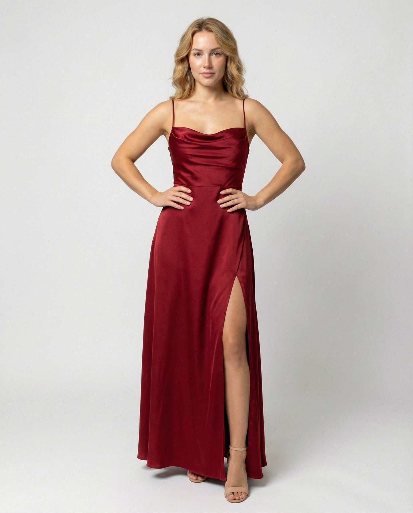 Abito Maxi Donna Scollo Alto con Spacco - Brentozzi