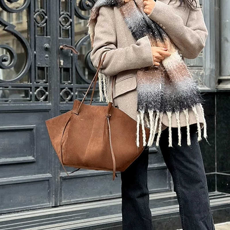 Borsa Shopper Donna in Suede Vegano Capiente e Resistente