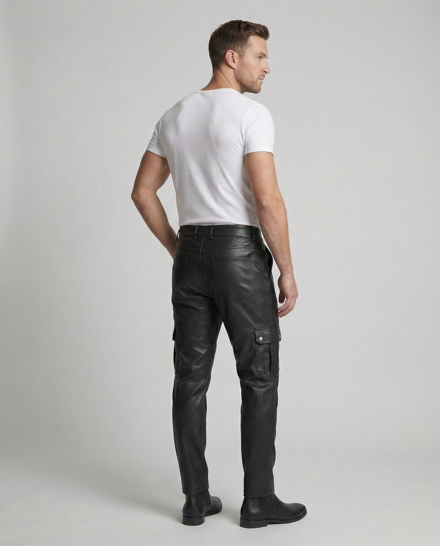 Pantaloni Cargo Uomo in Ecopelle con Tasche Laterali