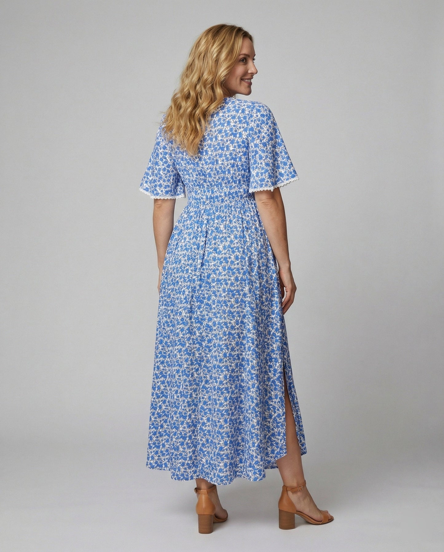 Abito Maxi Donna con Dettagli Floreali