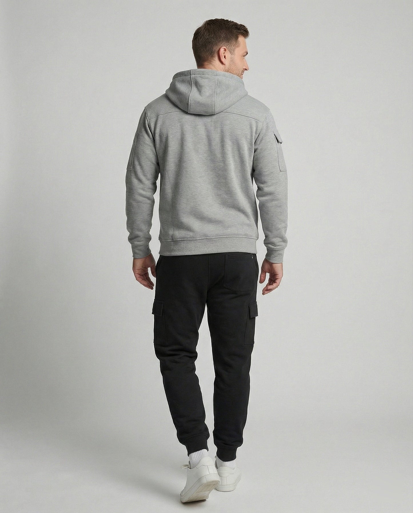 Completo Uomo Felpa con Cappuccio e Pantaloni Sportivi Tecnici