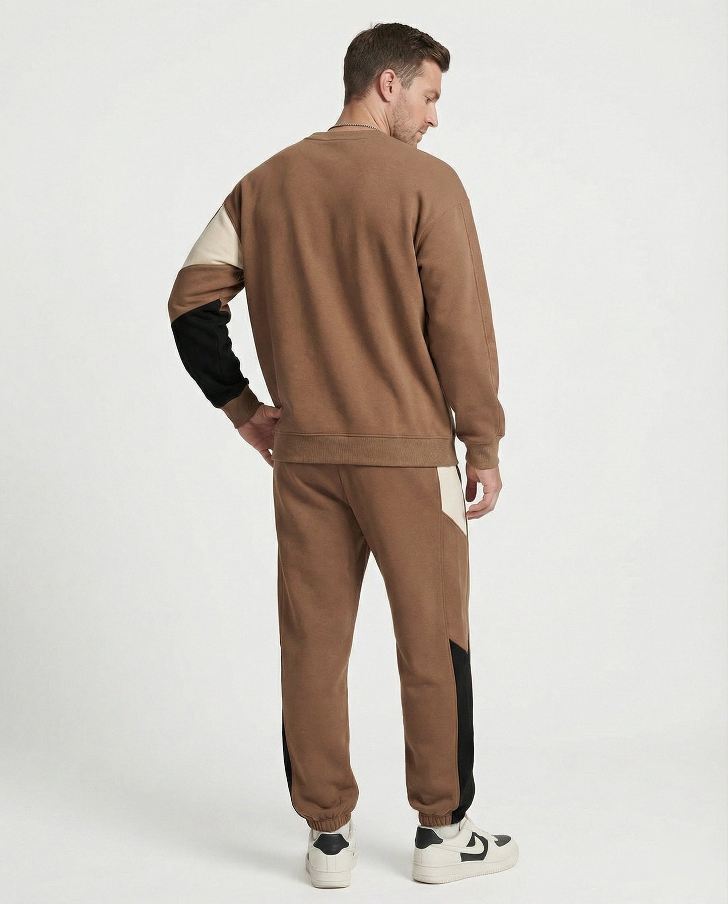 Completo Uomo Felpa con Stampa e Pantaloni Jogging