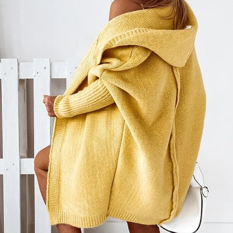 Cardigan Donna Lungo in Maglia con Cappuccio