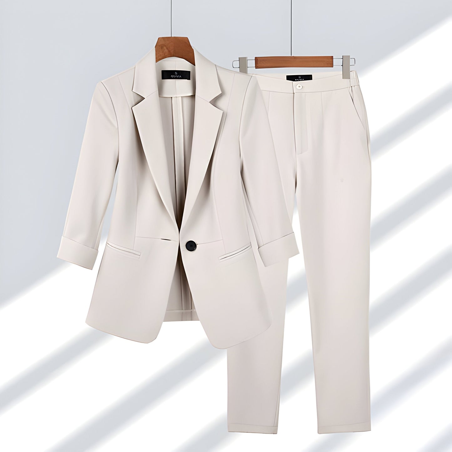 Completo Donna Blazer e Pantaloni Elegante Taglio Sfiancato