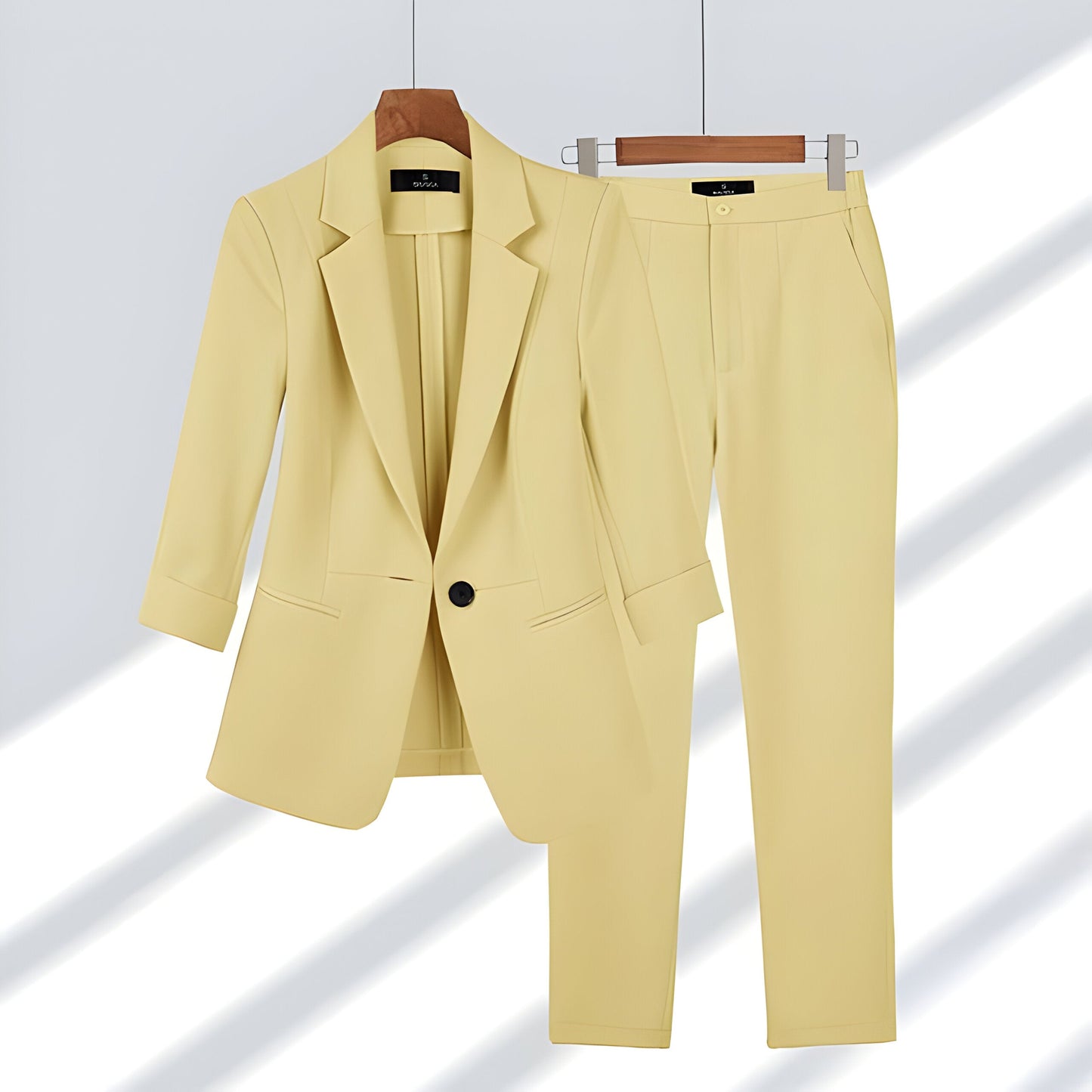 Completo Donna Blazer e Pantaloni Elegante Taglio Sfiancato