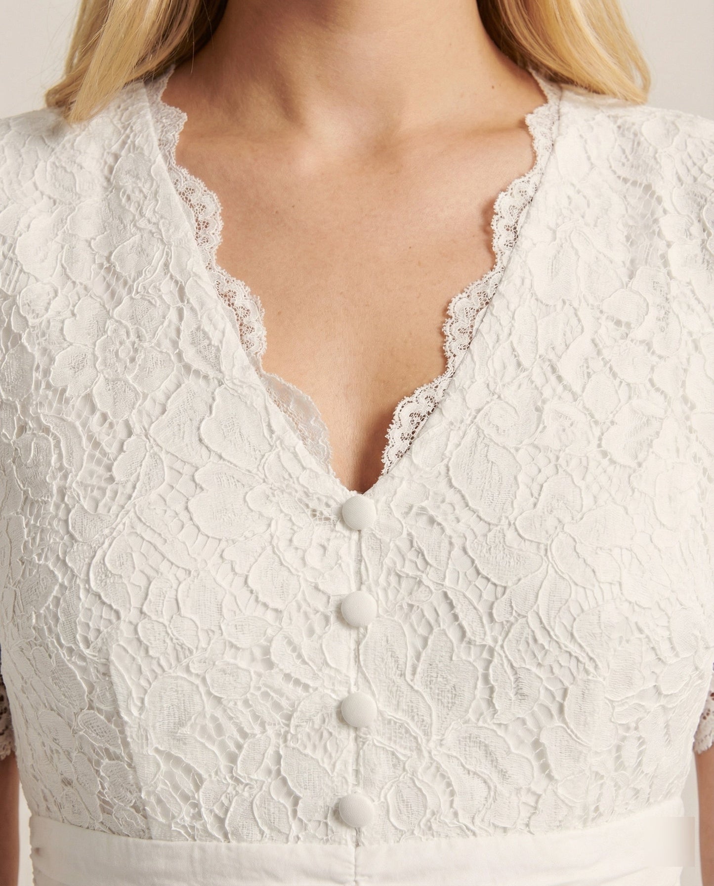 Abito da Sposa Donna in Pizzo Stile Romantico