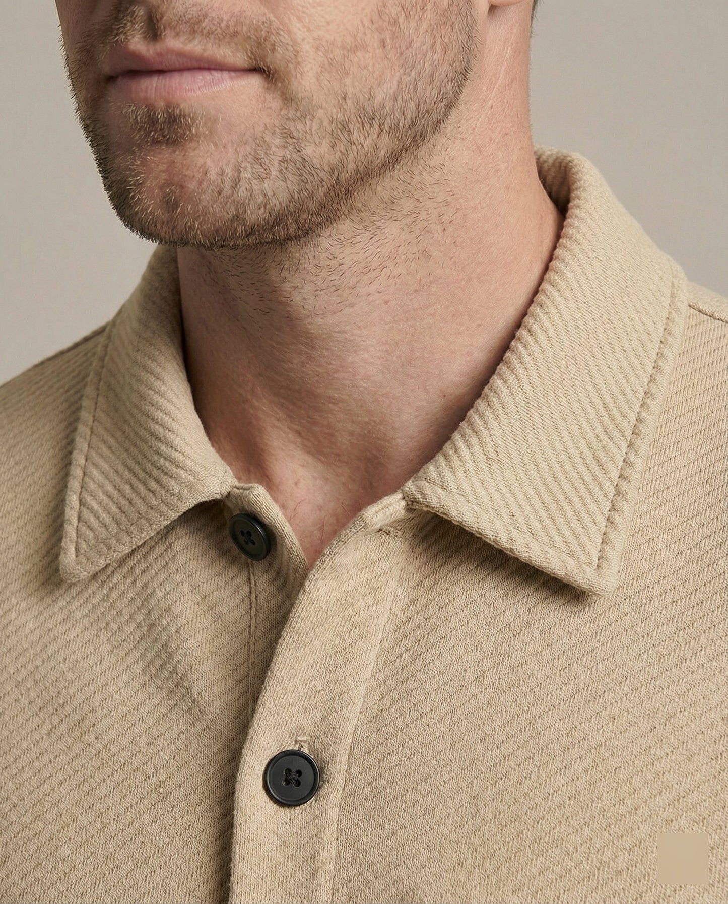 Cardigan Uomo con Design a Struttura Regular Fit