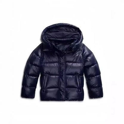 Doudoune femme noire à capuche, coupe vent, doublure chaude et poches pratiques pour les journées froides.