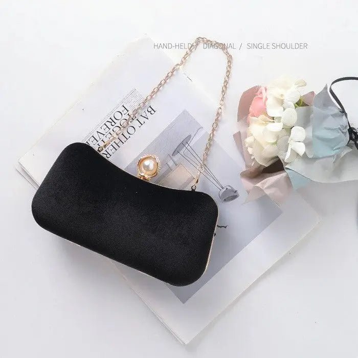 Clutch Donna in Velluto con Chiusura perle Elegante