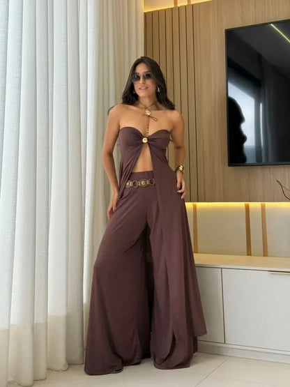 Ensemble femme deux pièces en coton léger, comprenant un palazzo fluide et un crop top à manches courtes.
