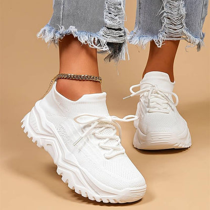 Sneaker Donna Forma Chiusa Linee Sportive - Brentozzi
