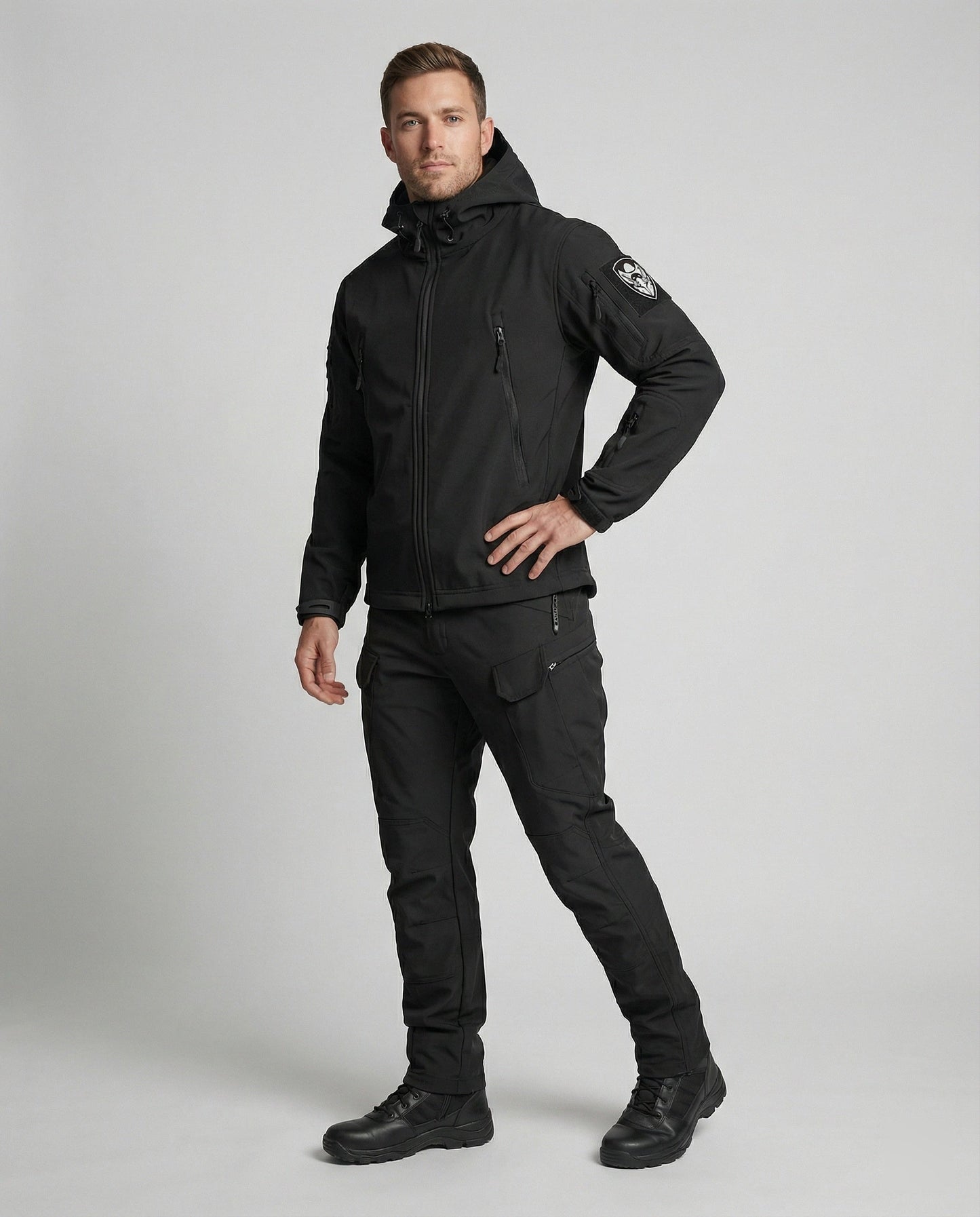 Giacca e Pantaloni Outdoor Uomo Tessuto Tecnico Impermeabile - Brentozzi
