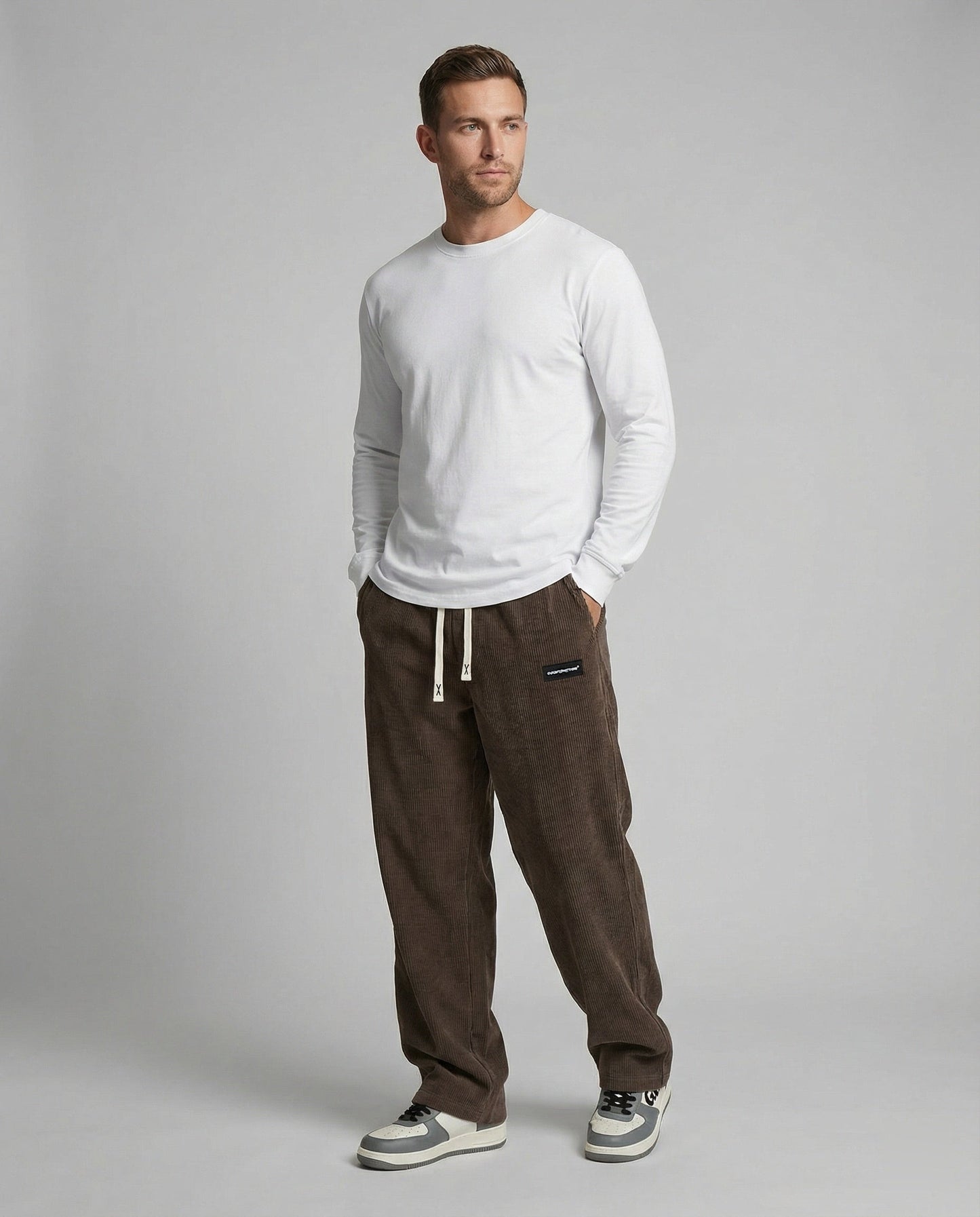 Pantaloni Uomo in Velluto a Coste con Coulisse Larga