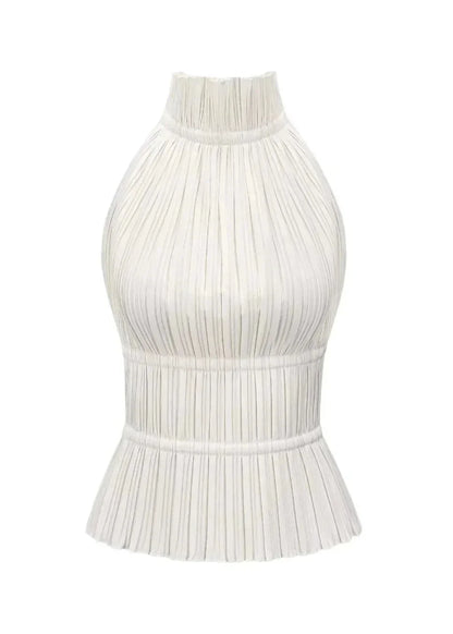 Haut femme dos-nu en tissu léger avec détails en chaîne métallique, offrant un style moderne et élégant pour toutes les…
