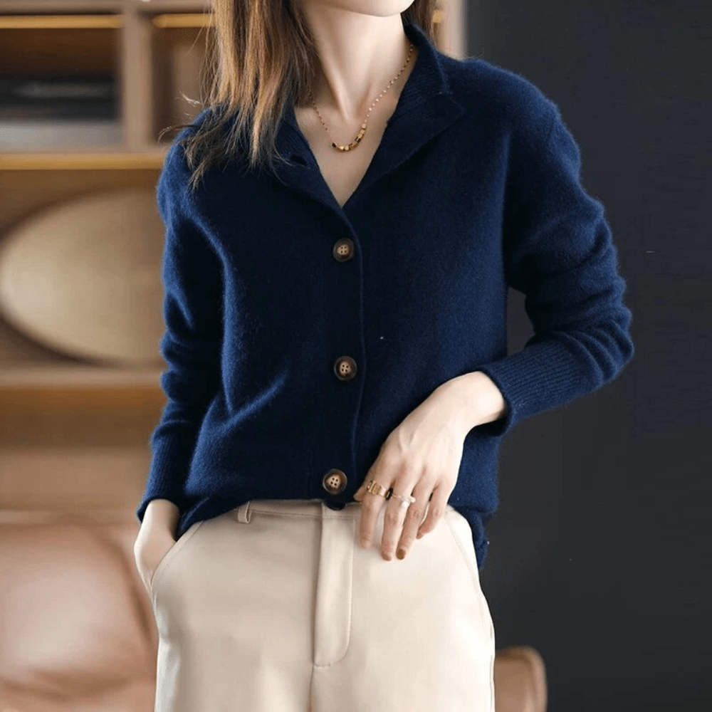 Cardigan Donna in Maglia con Colletto e Bottoni Vestibilità Comoda
