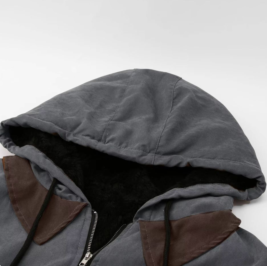 Giacca Uomo con Cappuccio e Chiusura Frontale con Zip