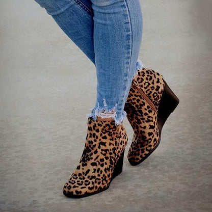 Stivaletti Donna in Pelle Scamosciata Tacco Classico
