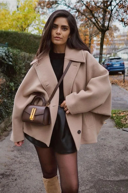 Cappotto Donna Ampio con Revers Larghi e Bottoni - Vesarelli
