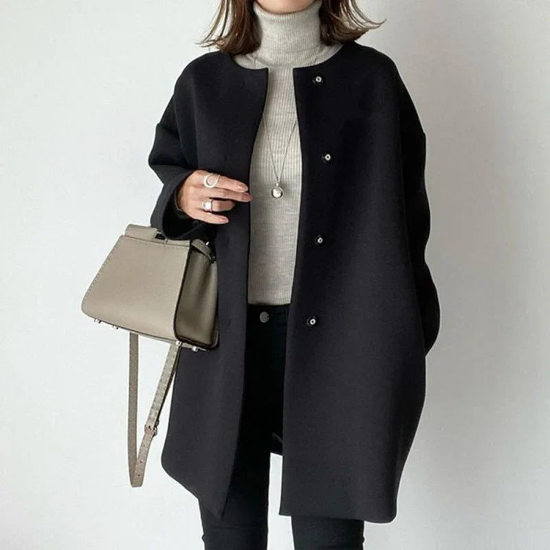 Cappotto Donna con Bottoni Stile Moderno Elegante - Vesarelli