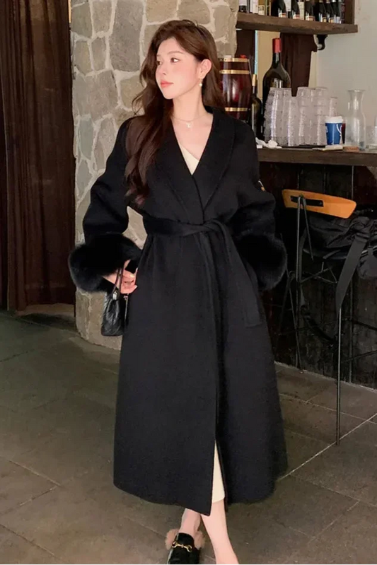 Cappotto Lungo Donna Cintura Maniche in Ecopelliccia - Vesarelli