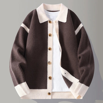 Maglione Uomo con Inserti a Contrasto e Chiusura con Bottoni
