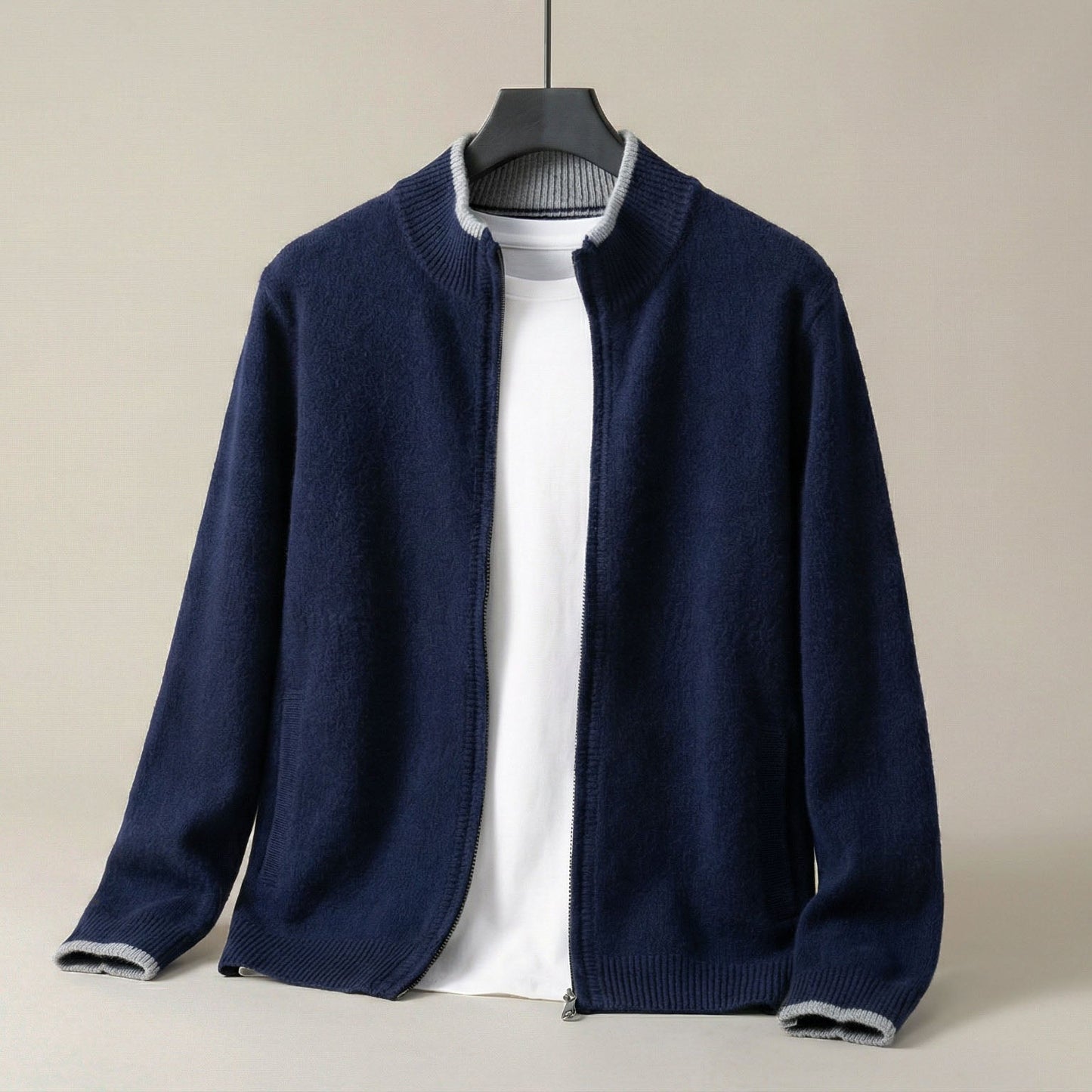 Cardigan Uomo in Maglia con Zip Intera e Colletto Alto