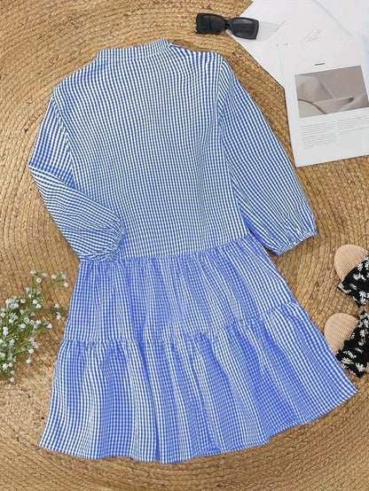 Mini robe à rayures en coton léger, boutons en façade, col classique et manches 3/4, parfaite pour le printemps et l'été.