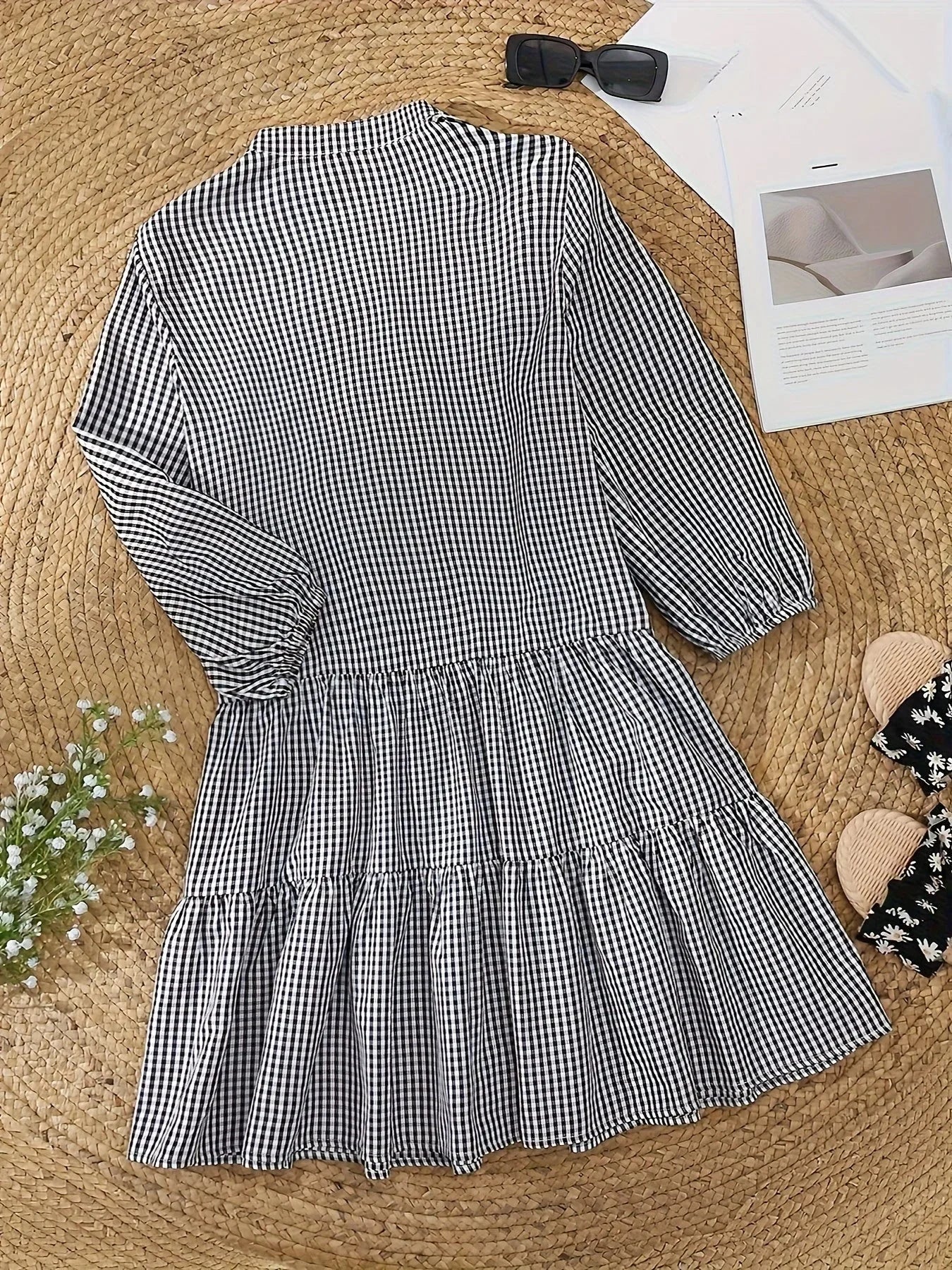 Mini robe à rayures en coton léger avec col et boutons, manches 3/4, parfaite pour le printemps et l'été.