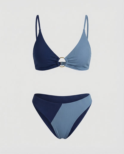 Bikini Donna in Maglia Costina con Anello Decorativo