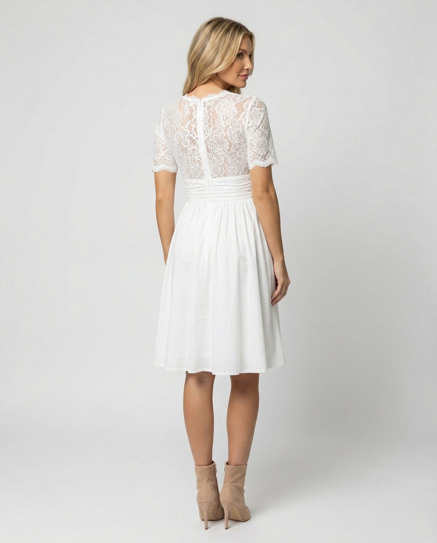 Abito da Sposa Donna in Pizzo Stile Romantico