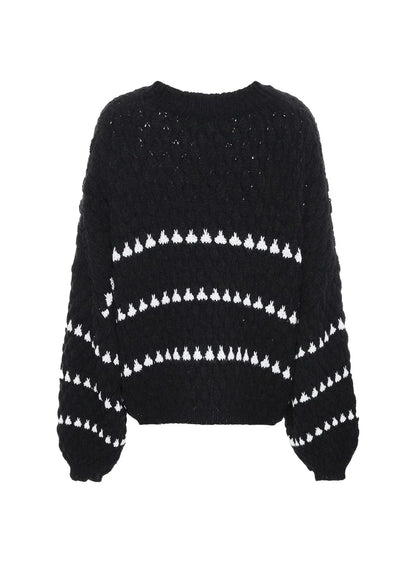 Pull en maille texturée, motif géométrique, en coton mélangé, manches longues et col rond. Parfait pour une tenue…